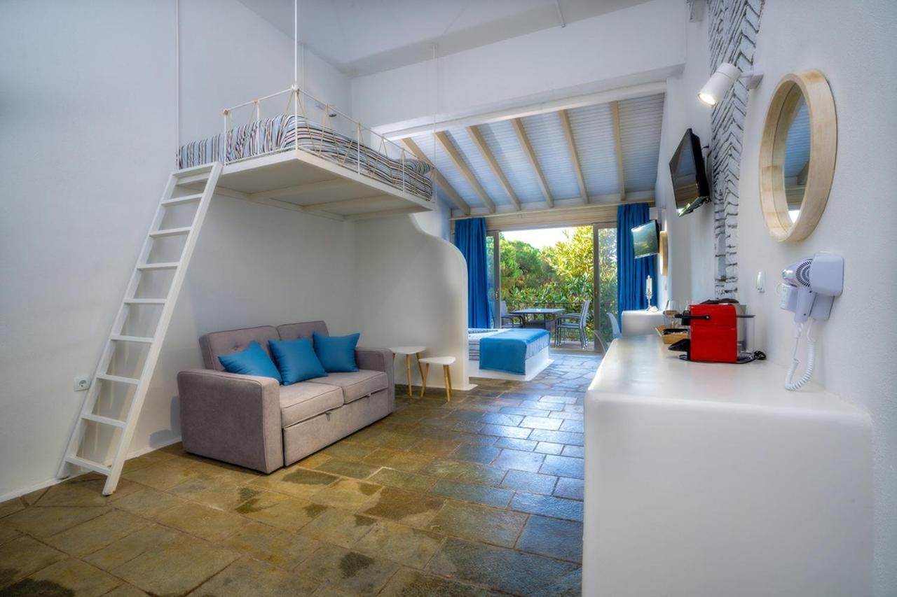 Petra Mare Suites Vourvourou Exterior photo