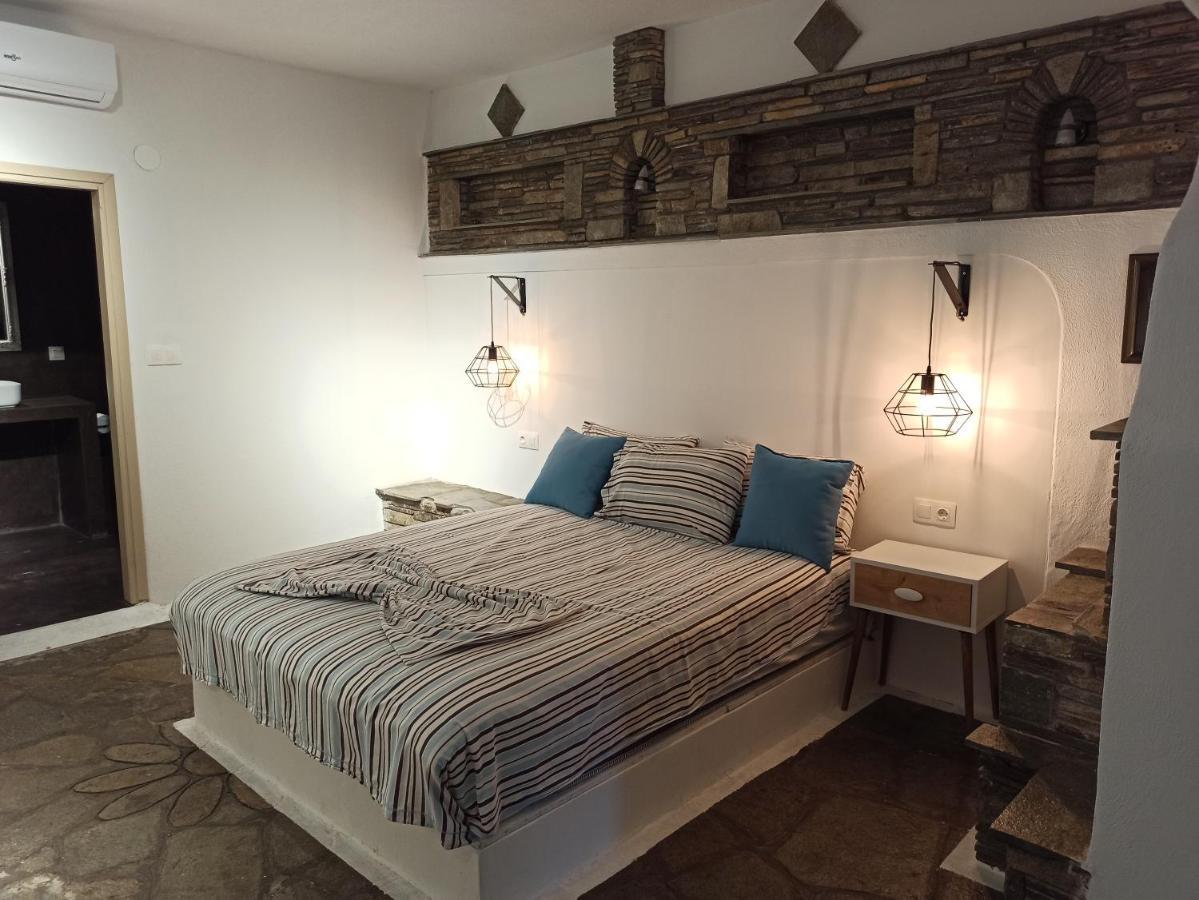 Petra Mare Suites Vourvourou Exterior photo